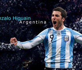 伊劳拉建言皇马，赫伊森需时间雕琢，赛季末再议未来方为上策