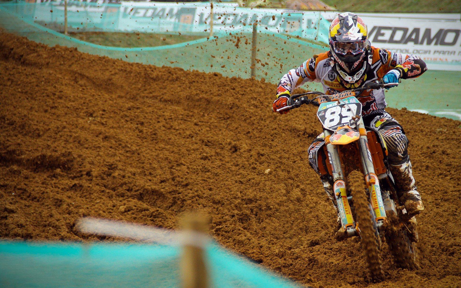 德转最新身价榜引爆足坛,巴萨新星库巴西8000万欧登顶中卫榜首,萨利巴紧随其后