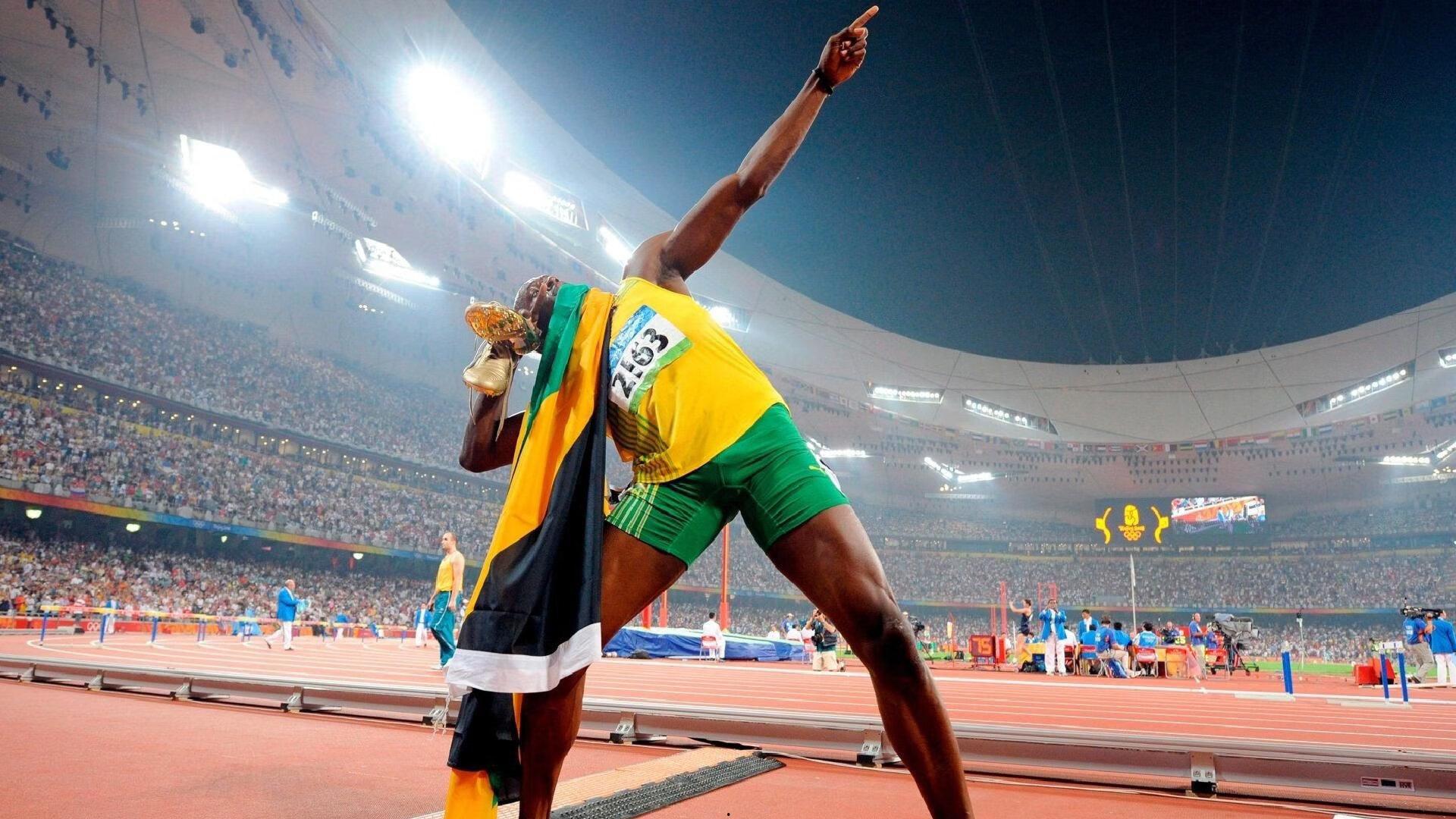 凯尔特人主场险胜快船,布朗关键发挥力压哈登37分之夜